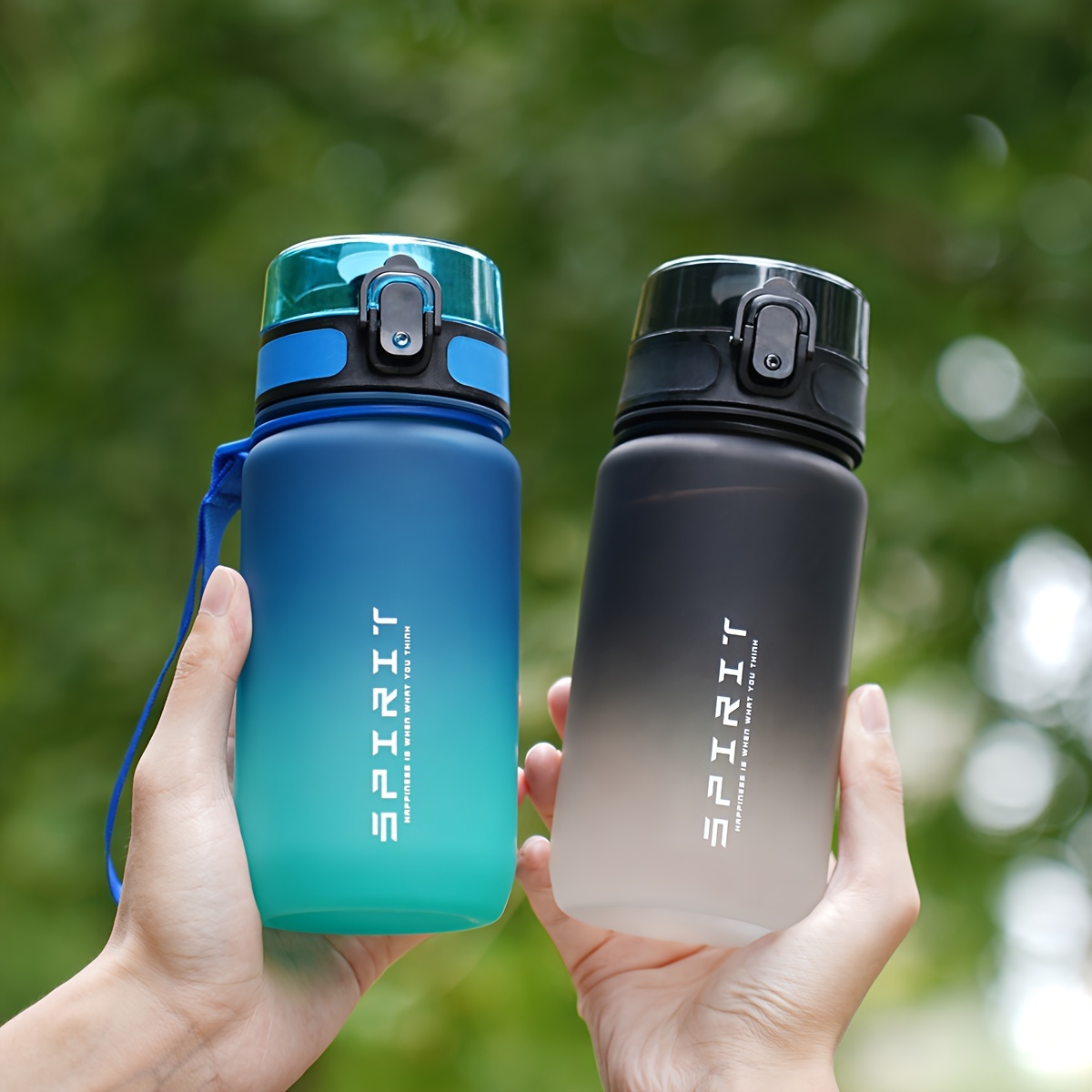 Cycling Gear Material - 600ml グラデーションスポーツウォーターボトル（タイムマーカー付き）- 漏れ防止、耐久性のあるPC素材、サイクリング、ランニング、フィットネスに最適