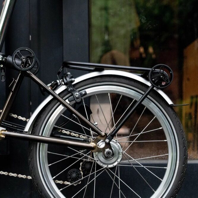 ユニオンジャック アルミ製リアラック ブロンプトン用 ACP - Bike Cargo Rack のレビューと価格